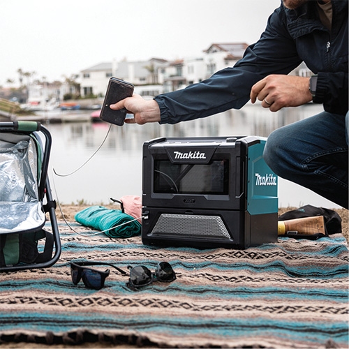 Four &agrave; micro-ondes sans fil 40 V Max XGT (outil seulement), 350 W/500 W, Noir/bleu Par Equipment