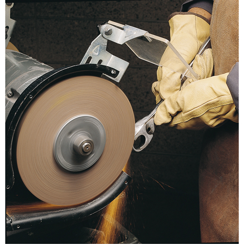 Scotch-Brite Cut & Polish Wheels, 6" Dia. x 1" W, 1" Arbor, Aluminum Oxide Par Equipment