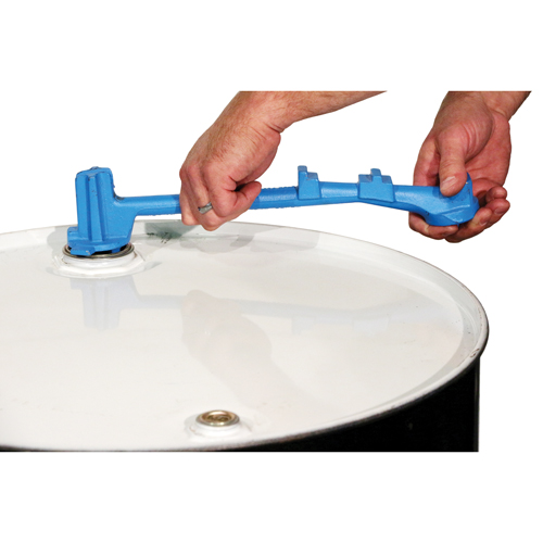 Universal Plug Wrenches - Solid Ductile Iron, 15-1/2" Handle, Solid Ductile Iron Par Equipment