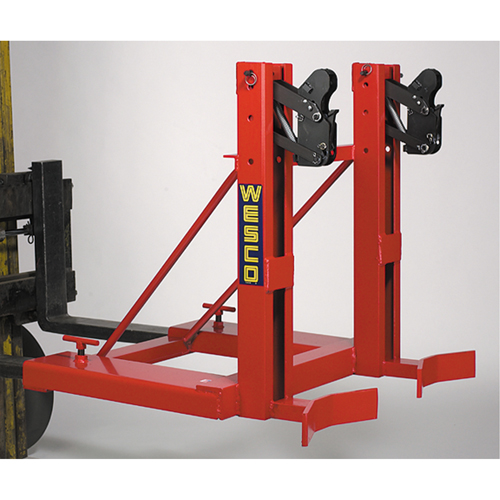 Manipulateurs de baril Gator Grip pour chariot &eacute;l&eacute;vateur, Pour 30 gal. US (25 gal. imp.) / 50 gal. US (41.6 gal. imp.) / 80 gal. US (66.6 gal. imp.) Par Equipment