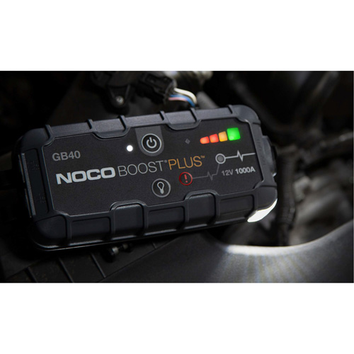 GB40 Boost&reg; Plus Jump Starter Par Equipment