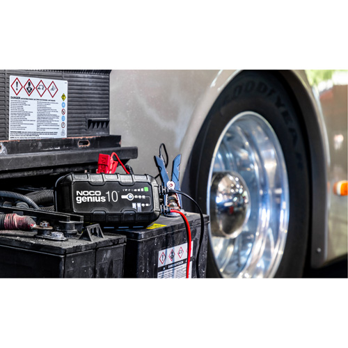 Chargeur de batterie 10 A Genius 10 Par Equipment