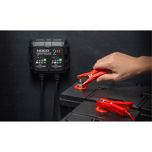 Chargeur de batterie 2 sorties de 4 A Genius 2X2 Par Equipment