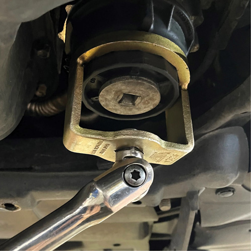 Cl&eacute; pour filtre &agrave; huile Toyota – 4, 6 et 8 cylindres Par Equipment