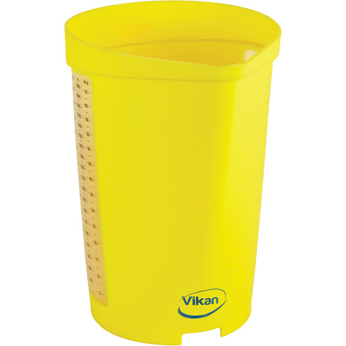 Measuring Jug, Plastic, Yellow, 65 oz. Par Equipment