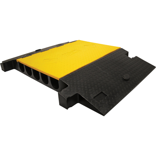 Protecteur de c&acirc;ble robuste Yellow Jacket, 5 canaux, 35,75" lo x 57,25" la x 5,125" h Par Equipment