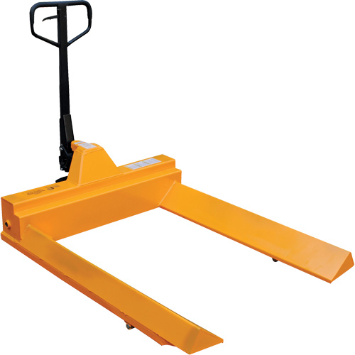 Transpalette pour mat&eacute;riaux en rouleaux, Acier, 48" lo x 7,5" la, Capacit&eacute; 4000 lb Par Equipment