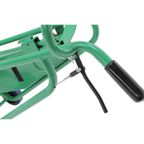 Diable pour baril motoris&eacute; avec roues pneumatiques Par Equipment