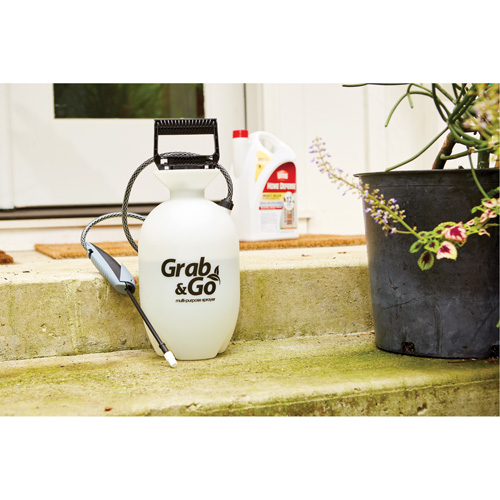 Vaporisateur pour usage multiple Grab & Go, 1 gal. (4,5 L), Poly&eacute;thyl&egrave;ne, Lance de 10" Par Equipment
