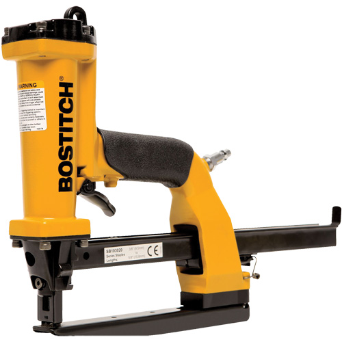 AGGRAFEUSE PNEUMATIQUE, Agrafes de 1/2" Par Equipment