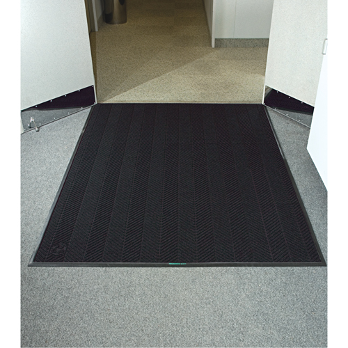 Tapis Waterhog Eco Elite, Essuie-pieds/grattoir, 3' x 5' x 3/8", Fum&eacute;e noire Par Equipment