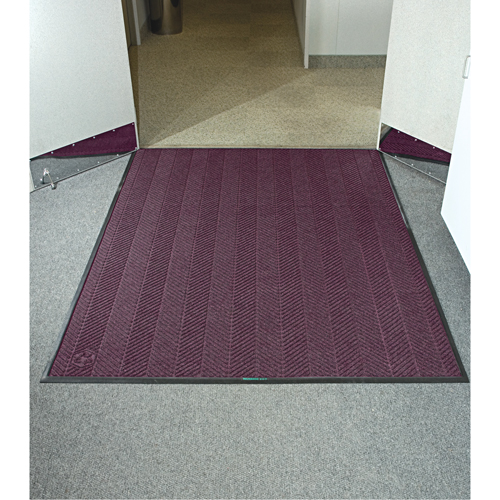 Waterhog&reg; Eco Elite Matting, Wiper/Scraper, 3' x 3' x 3/8", Maroon Par Equipment