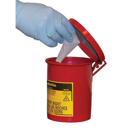 Mini bidons pour d&eacute;chets huileux pour dessus d'&eacute;tabli, Homologu&eacute; FM, 0,45 gal. US, Rouge Par Equipment