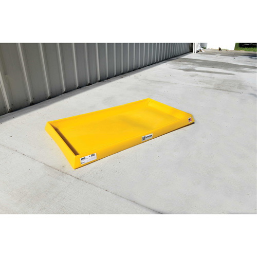 Ultra-Containment Tray&reg;, 54" L x 29.8" W x 3.5" H, 16.5 US gal. Spill Capacity Par Equipment