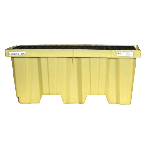 Palettes Poly-Spillpallet emboîtables sans drain pour 2 barils, Capacit&eacute; de d&eacute;versement 66 gal. US, 51" x 26" x 21" Par Equipment