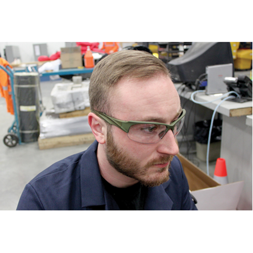 Lunettes de s&eacute;curit&eacute; s&eacute;rie Z2000, Lentille Transparent, Anti-&eacute;gratignures, R&eacute;pond ou surpasse la norme CSA Z94.3 Par Equipment