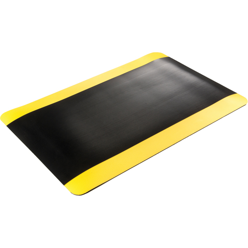 Tapis tr&egrave;s robuste pour panneau de contr&ocirc;le No 720, Ondul&eacute;, 3' x 10' x 5/8", Noir/Jaune, PVC Par Equipment