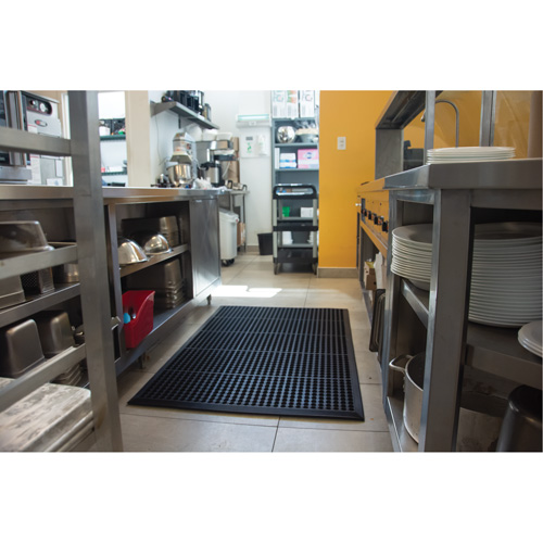 Anti-Fatigue Matting, Slotted, 3' x 5' x 7/8", Black, Natural Rubber Par Equipment