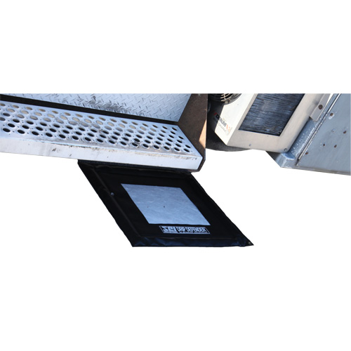 Drip Defender Spill Collection Pad, Oil Only, 15" x 13", 0.2 gal. Absorbancy Par Equipment