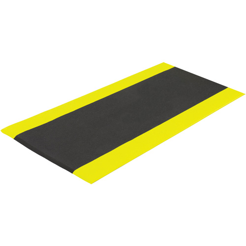Tapis antifatigue Airsoft, Rugueux, 3' x 5' x 3/8", Noir/Jaune, &eacute;ponge en PVC Par Equipment