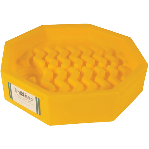 Ultra-Universal Funnel&reg; with Spout Par Equipment