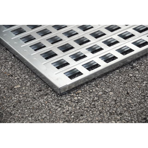 4-Drum Steel Ultra-Spill Pallet&reg;, 68 US gal. Spill Capacity, 49.1" x 47.1" x 10.9" Par Equipment
