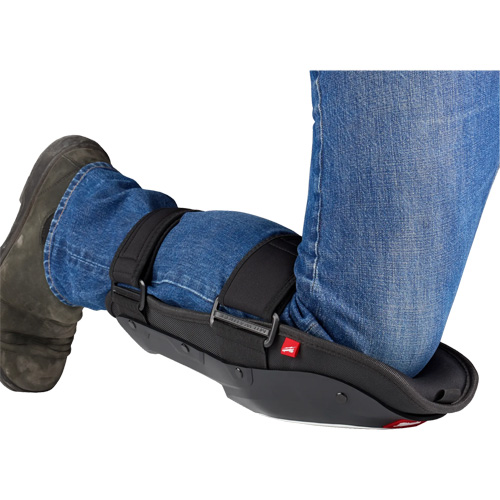 Dynamic Flooring Knee Pad, Hook and Loop Style, Plastic Caps, Foam Pads Par Equipment