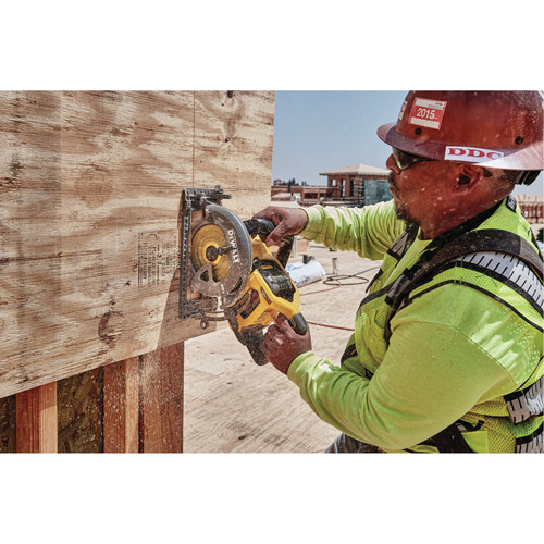FlexVolt&reg; Worm Drive Style Saw (Tool Only), 7-1/4", 60 V Par Equipment
