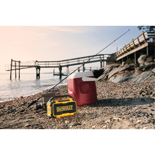 Max Jobsite Bluetooth&reg; Speaker (Tool Only), Lithium-Ion, 12 V/20 V Par Equipment