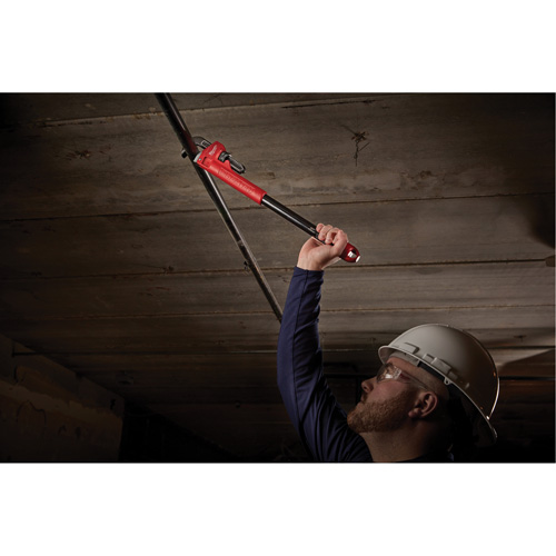 Cl&eacute; &agrave; tuyau adaptable Cheater, Cap des m&acirc;choires 2-1/2", Longueur 18"/24"/10", Fini Rev&ecirc;tement en poudre, Prise Ergonomique Par Equipment