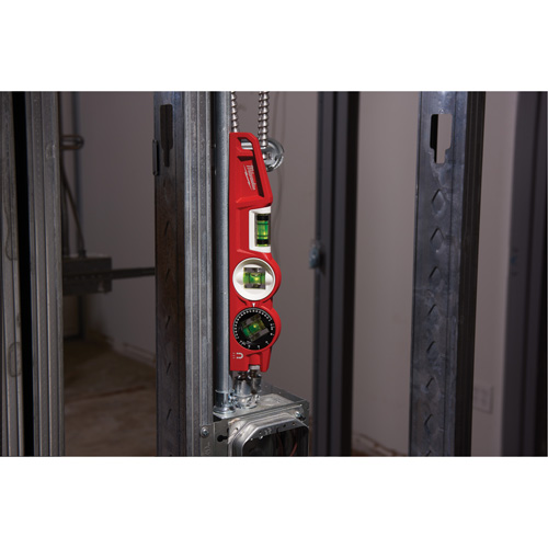 Niveau torpille moul&eacute; sous pression verrouillable avec fiole 360 degr&eacute;s, 10" lo, Aluminium, 3 fioles, Magn&eacute;tique Par Equipment