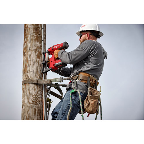 Ensemble agrafeuse pour cl&ocirc;ture utilitaire M18 Fuel, Agrafes 2"/1-1/2"/1-3/4" Par Equipment