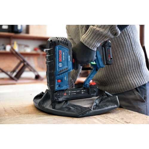 Brushless 18-Gauge Narrow Crown Stapler (Tool Only) Par Equipment