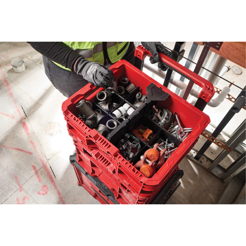 Bac &agrave; profil bas PACKOUT, 15" x 18-5/8" x 6-5/8", Noir/Rouge Par Equipment