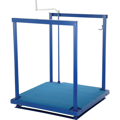 Ergonomic Posi-Crank Platform With Anti-Fatigue Mat, 36" W x 72" D, 500 lbs. Capacity, All-Welded Par Equipment