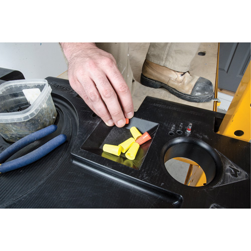 Tool Shelf for Scaffolding Par Equipment