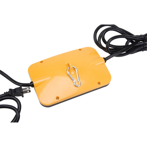 Chaîne de baladeuses DEL, 5 Lumi&egrave;res, 50' lo, Boîtier en Plastique Par Equipment