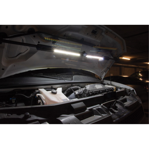 Baladeuse sous-capot pliante, Crochet, Rechargeable, 1400 lumens Par Equipment