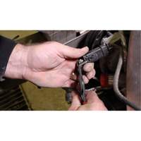 85-Degree Disconnect Pliers Par Equipment