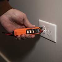 Trousse dessai &eacute;lectrique avec multim&egrave;tre num&eacute;rique Par Equipment