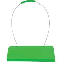Cale de roue pour avion Checkers Safety SafeRay avec poign&eacute;e &agrave; c&acirc;ble ergonomique, Ur&eacute;thane, Vert fluorescent, 24" la x 8" p x 6" h Par Equipment