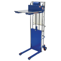 Gerbeur Hefti-Lift, M&eacute;canisme Pompe au pied, Capacit&eacute; de 880 lb, Levage max de 59" Par Equipment