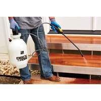 Deck & Home Universal Sprayer, 2 gal. (9 L), Polyethylene, 15" Wand Par Equipment