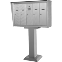 Boîtes aux lettres plateforme unique, Fixation Socle, 16" x 5-1/2", 3 portes, Aluminium Par Equipment