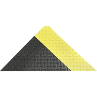 Saddle Trax Anti-Fatigue & Ergonomic Floor Mat, Diamond, 2' x 3' x 1", Black/Yellow, Vinyl Par Equipment