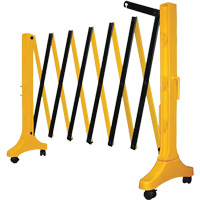 Xpandit Barricade, 36" H x 11.5' L, Black/Yellow Par Equipment
