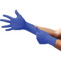 Gants d'examen UF-524 UltraForm, T-petit, Nitrile, 2,4 mils, Sans poudre, Bleu, Classe 2 Par Equipment