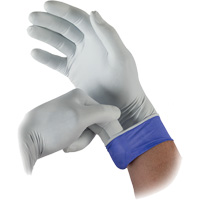 Gants d'examen bicolores LSE-104 Lifestar EC, Petit, Nitrile, 5,5-mil, Sans poudre, Blanc, Classe 2 Par Equipment