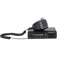 Radio et répéteur de série CM300d SGM914 | Par Equipment