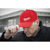 Casquette ajust&eacute;e Flexfit, Rouge, Poly-coton Par Equipment